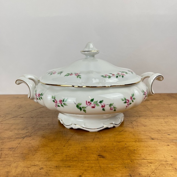 Vintage Crown Bavaria Juliette Covered Round Serving Bowl Handles Gold Trim - Picture 4 of 12